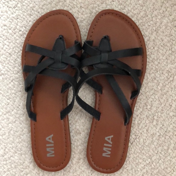 mia flip flops